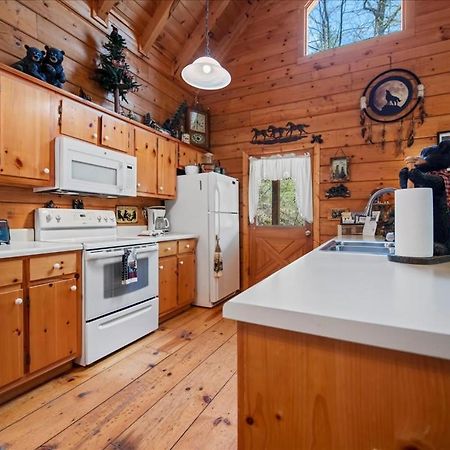 Cozy Cabin Beside Briar Creek, Fire Pit, Wifi Villa Елиджей Екстериор снимка