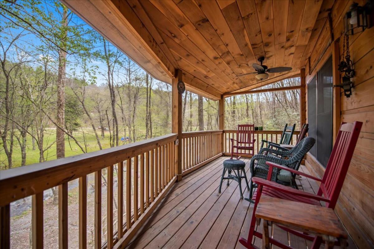 Cozy Cabin Beside Briar Creek, Fire Pit, Wifi Villa Елиджей Екстериор снимка