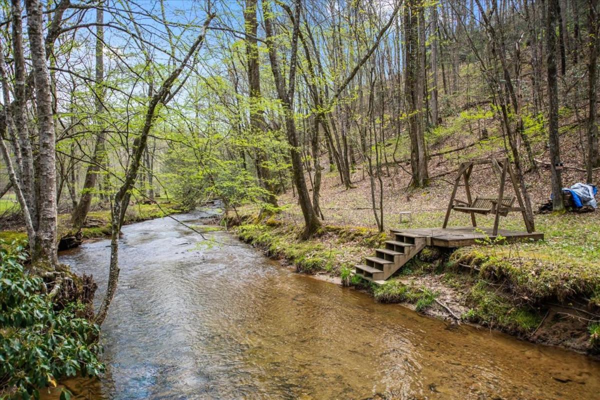 Cozy Cabin Beside Briar Creek, Fire Pit, Wifi Villa Елиджей Екстериор снимка