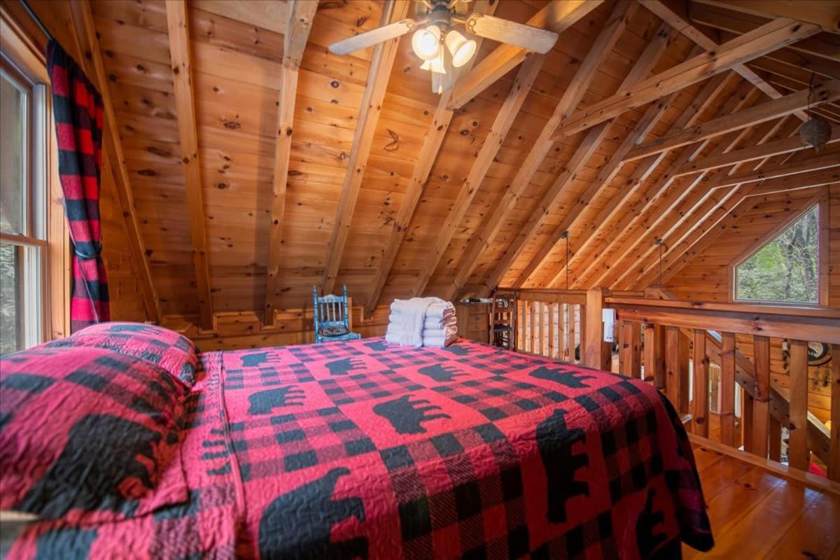 Cozy Cabin Beside Briar Creek, Fire Pit, Wifi Villa Елиджей Екстериор снимка